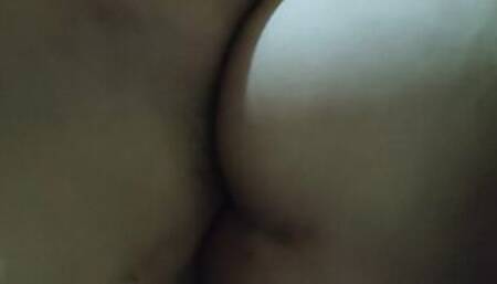 KINANTOT HABANG NANOOD NG YOUTUBE