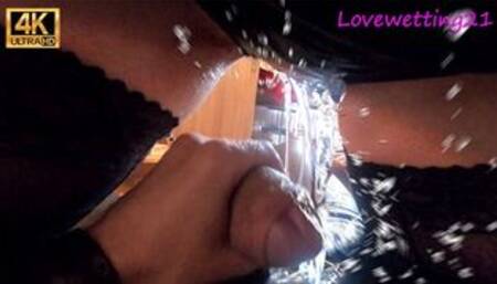 she floods him with piss while fucking so he pees on her and cum inside