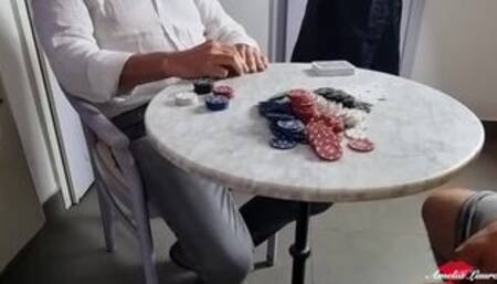 Marito perde a poker e moglie... paga