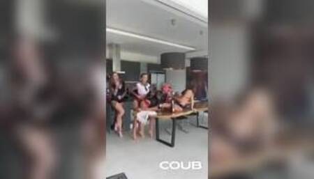 Y Sit GetteUp Orgy Party With Hot Models [Full Video]