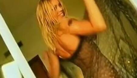 Anna Falchi - Vintage Backstage