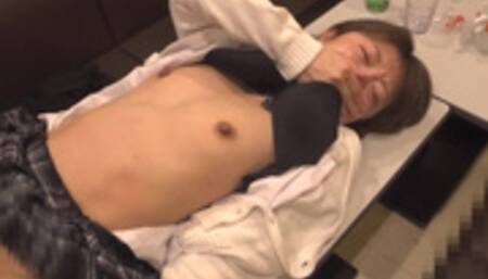 【人妻NTR】カラオケセックスに興奮しすぎてハメ潮吹きまくる制服人妻♡ Uniform Married Woman Who Is Too Excited About Karaoke Sex And S