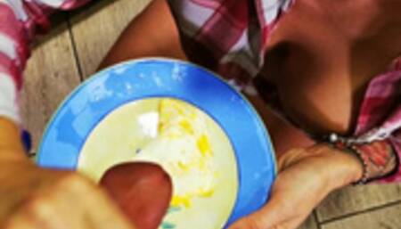 Eating some proteins in the morning, Omelette with cum. WetKelly
