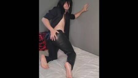 Aizawa Ass Shake and Feet | My Hero Academia Eraserhead