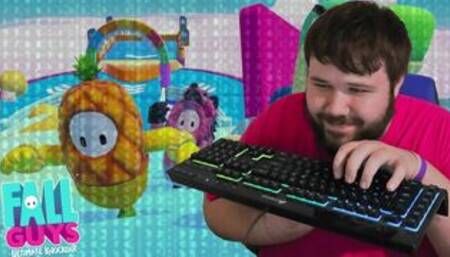 DID WE JUST HACK? FALL GUYS FUNNY MOMENTS