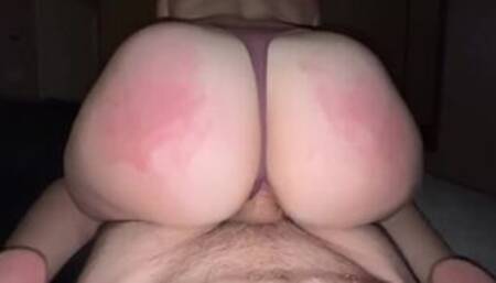 Tinder date with massive ass let’s me film