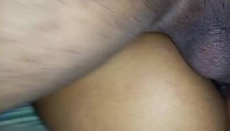 A black BBC with a big cock makes my wife orgasm, her ass twitches.