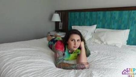 Neveah Rose Fucks Mad Vince in her First Porn Shoot