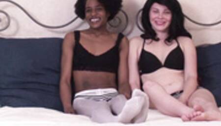 Amateur lesbian ladies get wild with their tongues