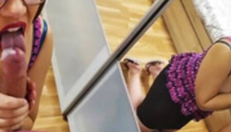 My friend enjoys my big tits on the first date, while I suck it in front of the mirror