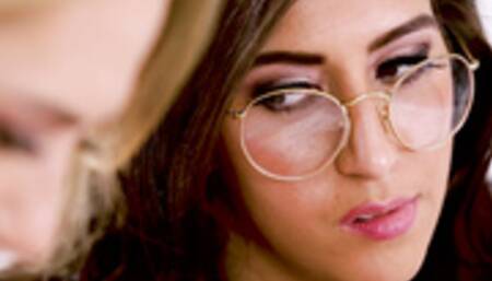 Carter's Games Part 1 - April O'Neil, Carter Cruise