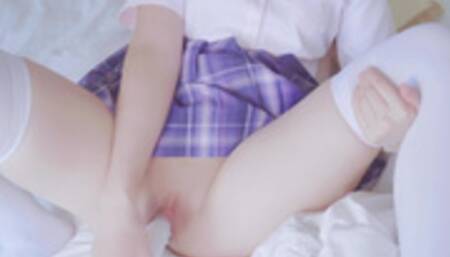 Masturbate quickly with newly bought toys, and finally exhausted. I really want to have sex