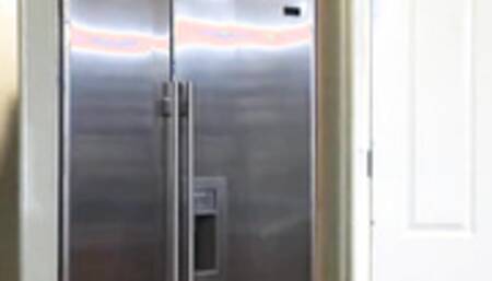 Kayla Quinn - No Man's Land MILF Edition 2