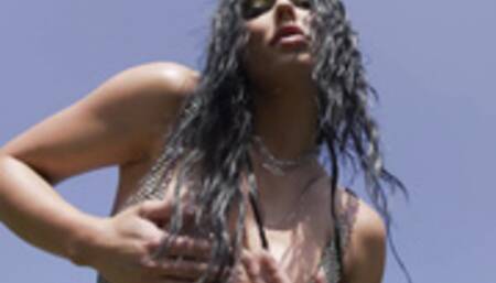 Kaitlynn Anderson in Shining Boldly