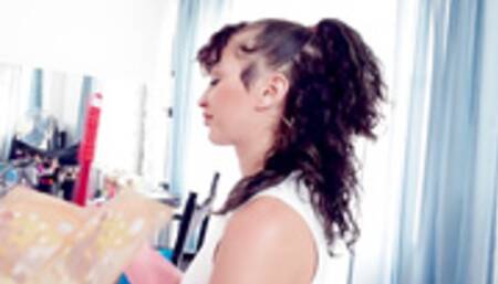 Geishakyd- Maid Fucks Rude Client