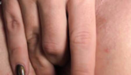 Nicky trakteert je op een potje anaal