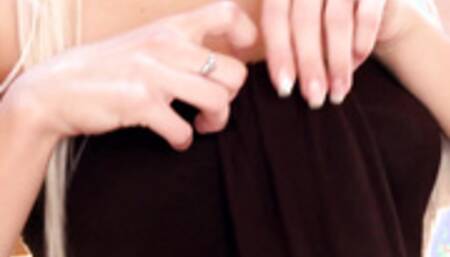 Anneli - EvasGarden - On the Stairs