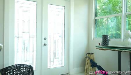 MyPervyFamily - Reyna DeLaCruz Youre Not Taking Advanta 2