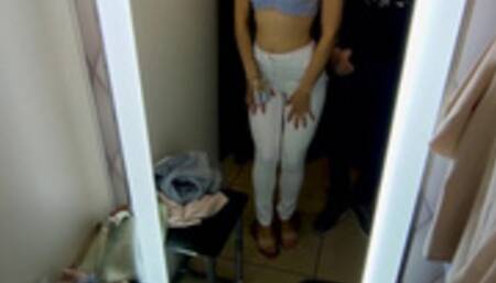 Which outfit did you like the most from all that you saw?)