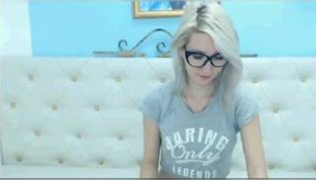 beautiful skinny blonde does shitty finger ass to mouth