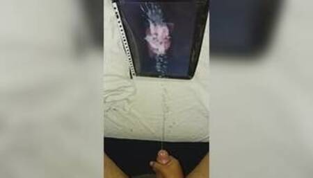 Big Cumshot Tribute for turkish ex-cumslut Zeynep