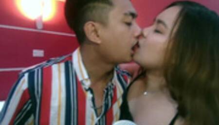 I cannot Handle Derek Yu's Kiss - Podcast (Different kinds of kiss)