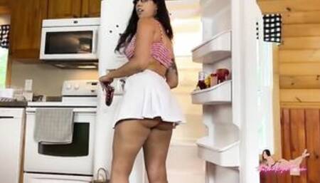 Selena Ryan - Did You Just Cum on Mommys Big Butt?