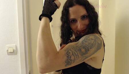 I'm Such A Biceps Tease