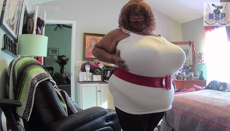 NORMA STITZ HUGE ZZZ SEXY MOVES HUGE TITS   MP4 FORMAT