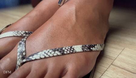 "Bondage with 100ktoes White toes"