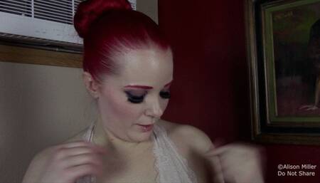 Giantess Swallows Her Bullies From School