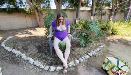 Bettie And Danny Crush Fruit