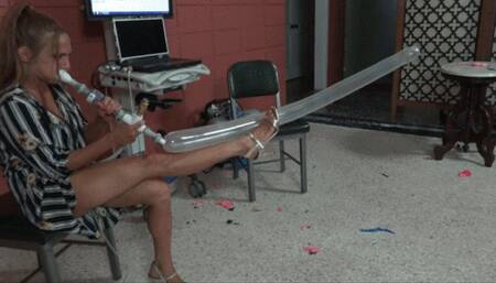 Tylee Blows Some Entertainer Balloons (MP4 - 1080p)