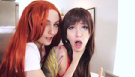SpiderMan Cosplay Lesbian Strapon Anal Fuck +Sakura Chaturbate Stream