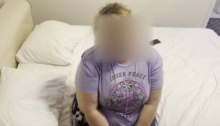 BBW Leah Maria Gets Eaten Out By Indian Man