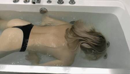 Try to go for 2 min underwater MP4 FULL HD 1080p