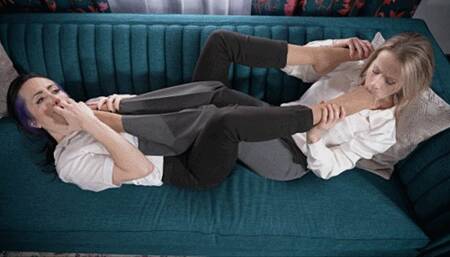 Afternoon Pantyhose Foot Worship Delight (4K)