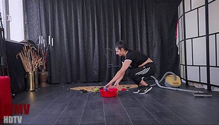 Cleaning after Crushing (HDTVWMV) - Miss Sheila