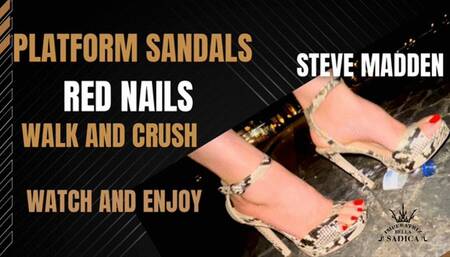 Plataform Steve Madden red nails Walk at night