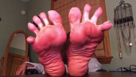SIZE 9 WRINKLED SOLES