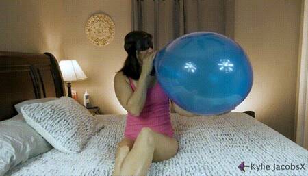 Blindfolded Blue Balloon B2P - Kylie Jacobs - MP4 720p HD