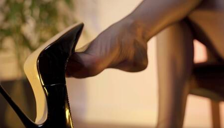 Dangling shoes (720p)