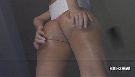 Falling Deeper For Ass - MindFuck