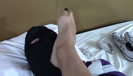 FOOT WORSHIP POV OF MANUELA ALBERTINI