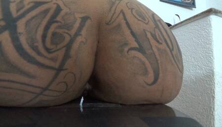 SEXY GIANTESS WOMAN WITH ROUND BUTT FARTING ON LIL MAN PART 3 BY MEJERA AND LITTLE JEF CAM BY ALINE FULL HD