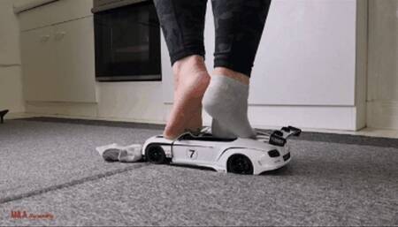 Mila - Bentley (view02)