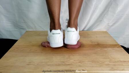 REEBOK BALL CRUSH