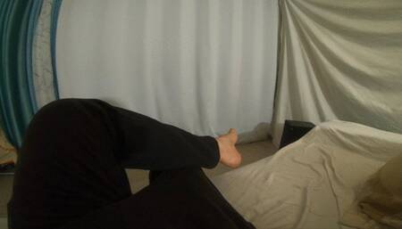 Stepsister is bored and wants to fuck