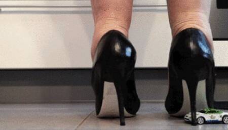 CC - Tiny rc car crushed