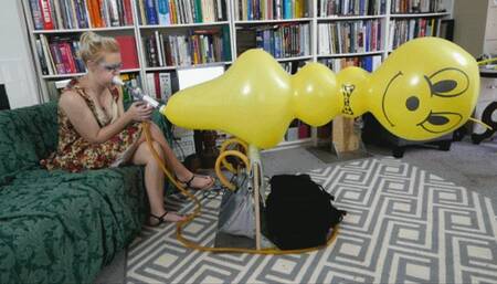 Amanda Blows a Giant Bee (MP4 - 1080p)